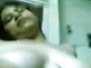 बँध गोरा बेकार है और ...