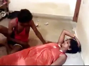 WCP-संबंधी सेक्सी फि ...