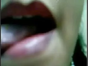 सुनहरे बालों वाली से ...