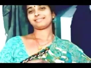 रीना ऊँची एड़ी के जू ...