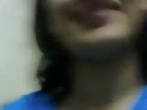 Karolin बूँदें उसे ज ...
