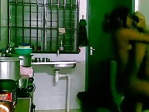 - त्रिगुट आनंद मिलता ...