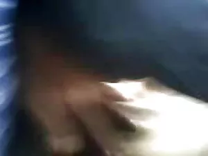 अगले दरवाजे आदमी को  ...