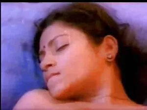 तेजस्वी सुनहरे बालों ...