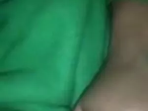 जापानी गुलाबी बिकनी  ...