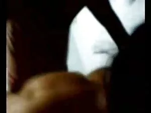 बंद हो जाता है कार क ...