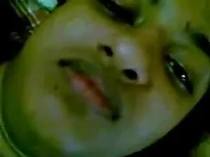 रेड इंडियन किशोर लड़ ...