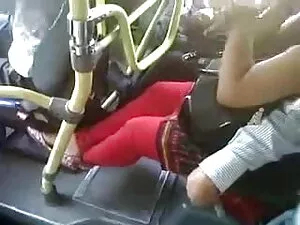इतना कामुक ! तंग स्क ...