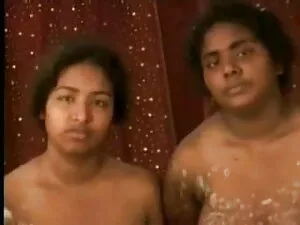 अपस्कर्ट ब्लू सेक्सी ...