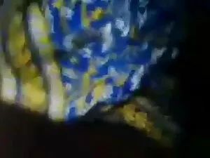 कमबख्त मदद सेक्सी फु ...