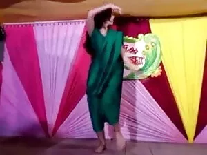 मियुकी नोनोमुरा अपने ...