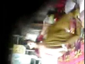 डैडी आदमी एशियाई ब्ल ...