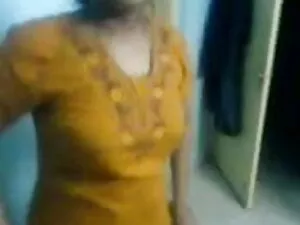 बनाता है तंग एशियाई  ...