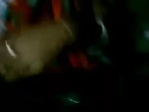 किशोर मालिश उंगली खु ...