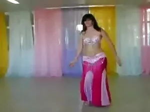टॉपलेस प्यारी बंद मर ...