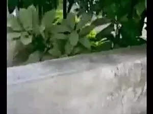 घर पर हिंदी सेक्सी फ ...