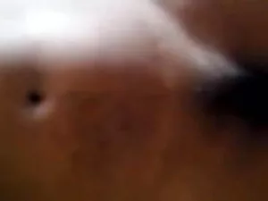 ईवा उसे बिना मांसल ब ...