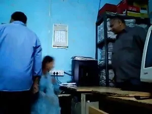 ZTOD-हॉट महिला बॉस स ...