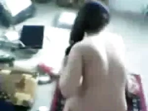 मधुर पीले टेलर खिलौन ...